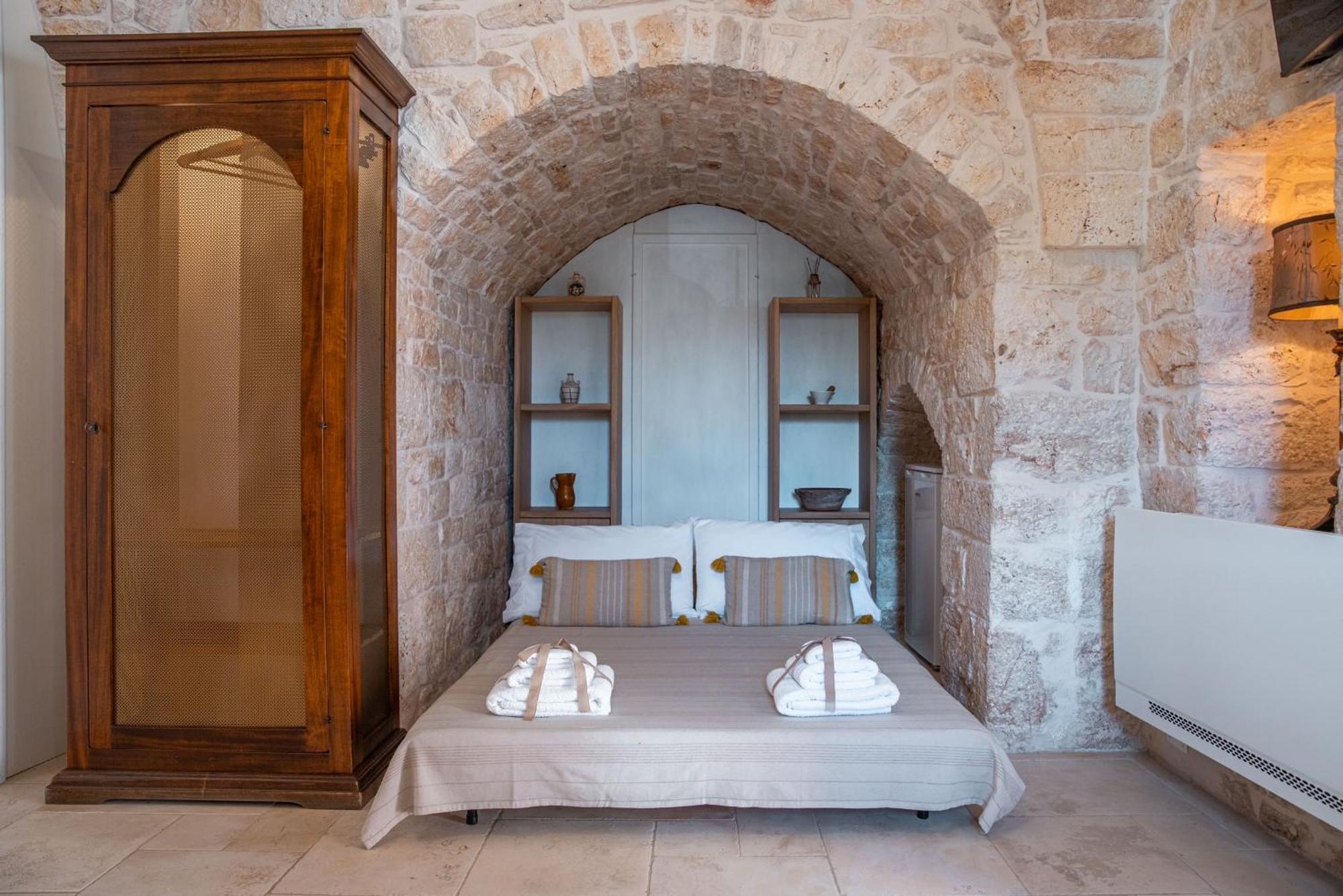 Le Casette In Gravina Luxury Villa Castelli Exterior photo